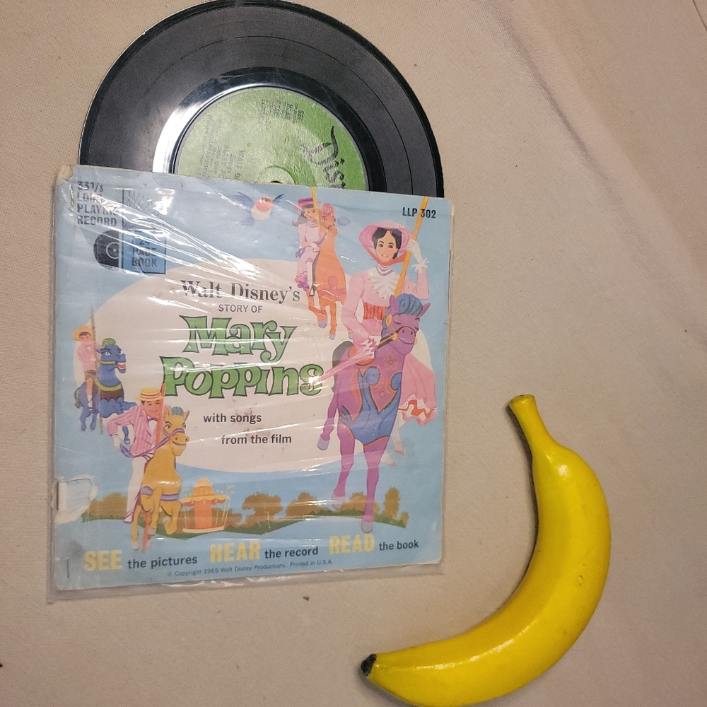 Walt Disney Story of Mary Poppins Record and Book 1965 Disneyland LLP 302